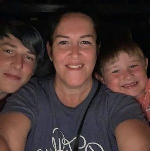 Meet your Posher, Donya